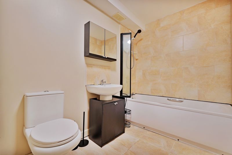 Property photo 2 of 20 Bathroom