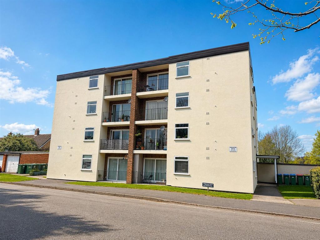 Property photo 1 of 7 Exterior Front