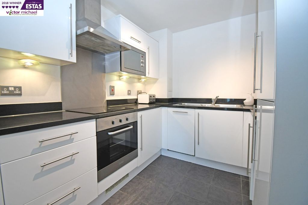 Property photo 1 of 9 3197481
