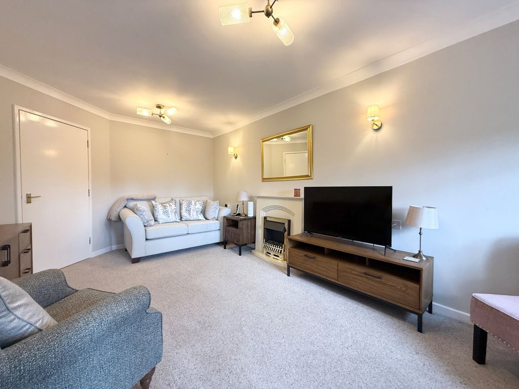 Property photo 3 of 15