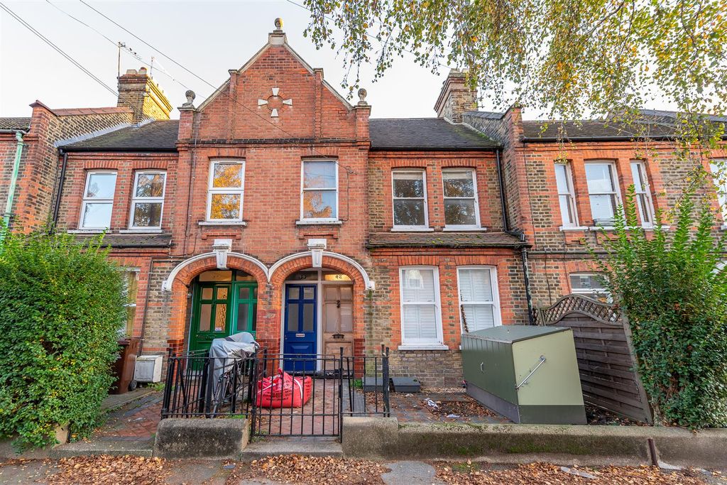 Property photo 1 of 20