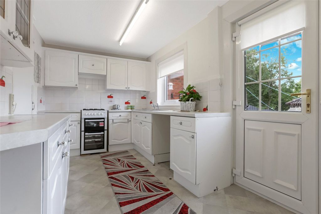 Property photo 3 of 13 Kitchen