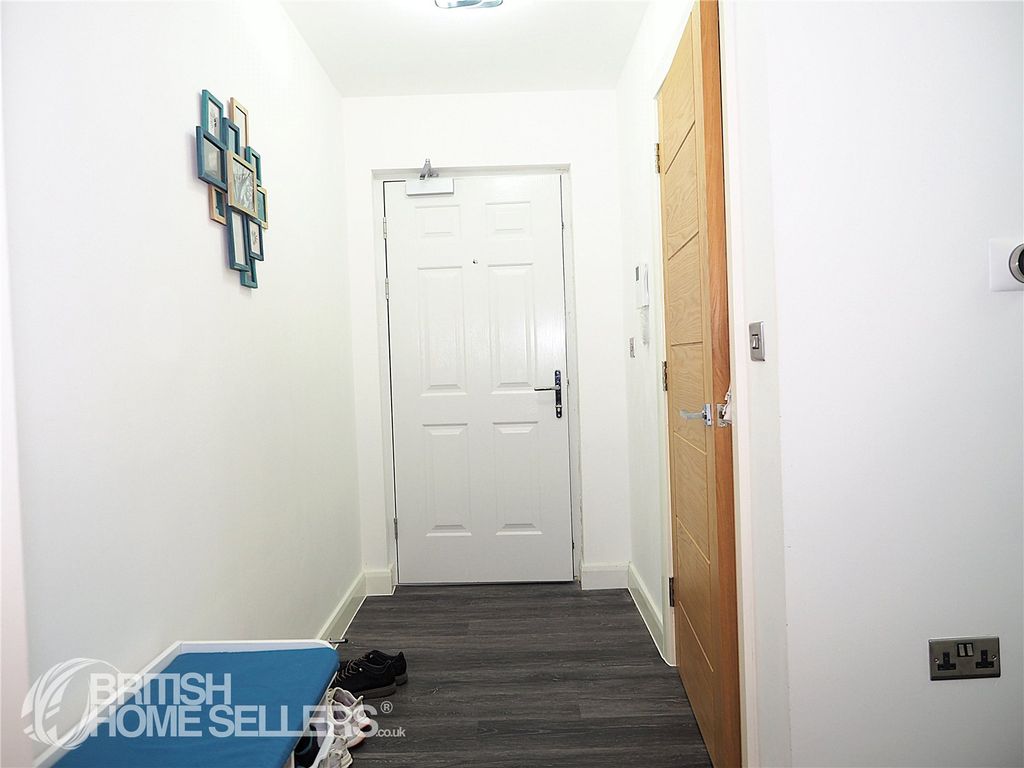 Property photo 3 of 20 Picture No. 13