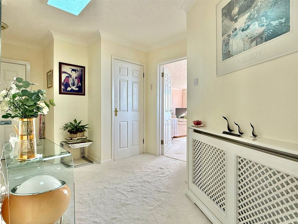 Property photo 3 of 23 Picture No. 49