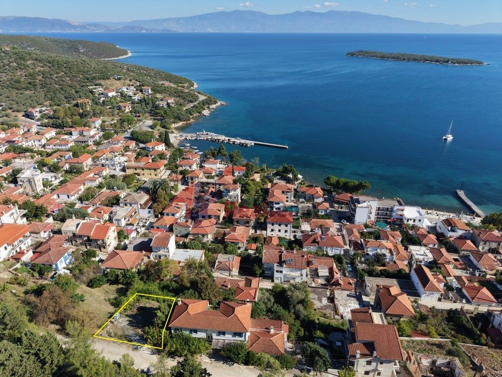 Property photo 3 of 25