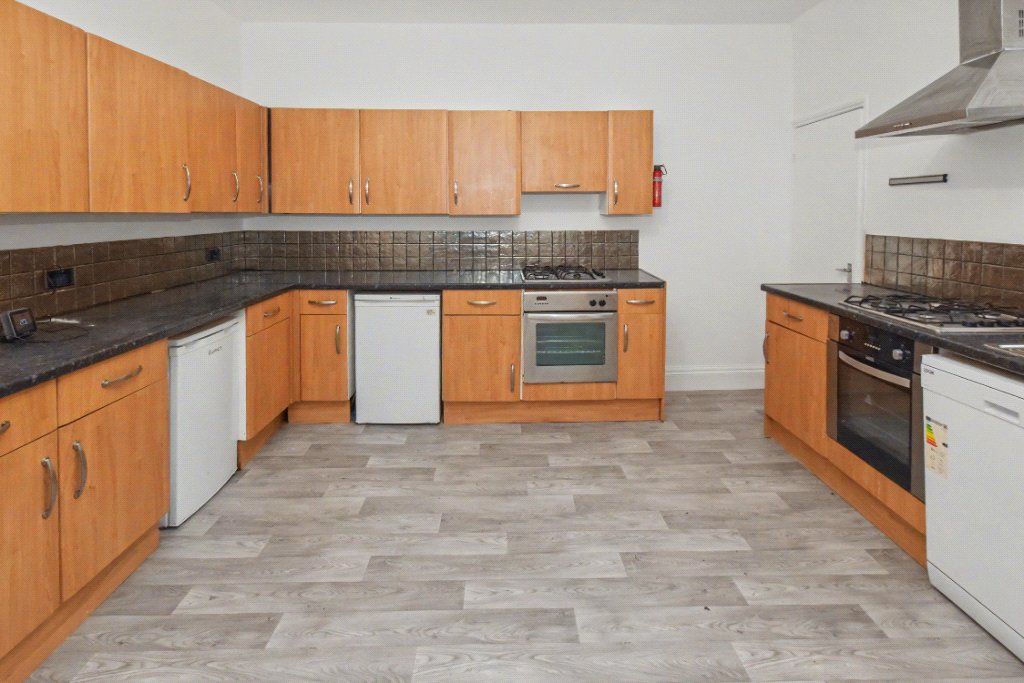 Property photo 3 of 12 Kitchen/Diner