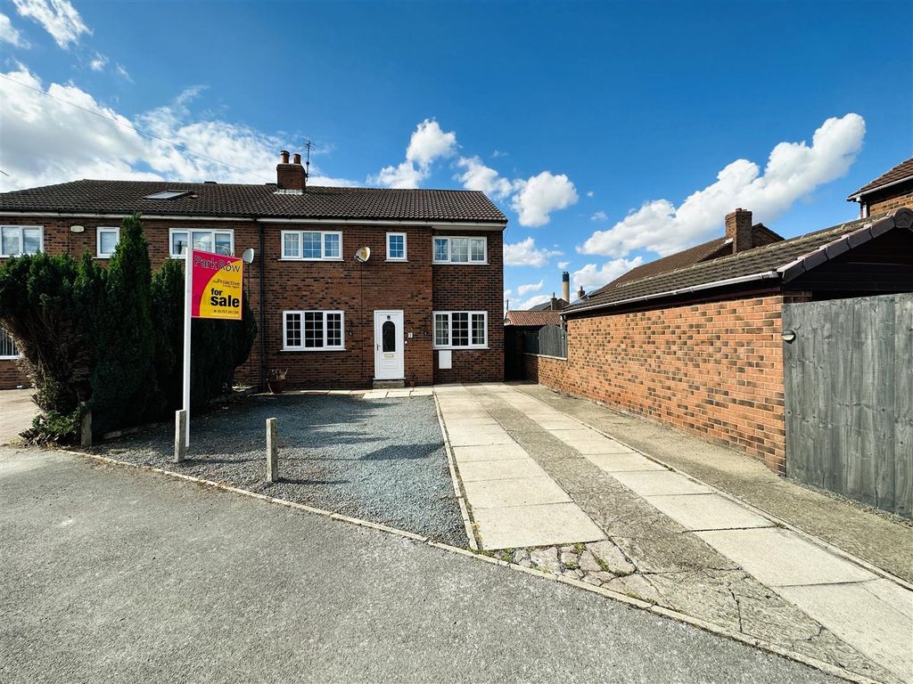 Property photo 1 of 16 Front.Jpg