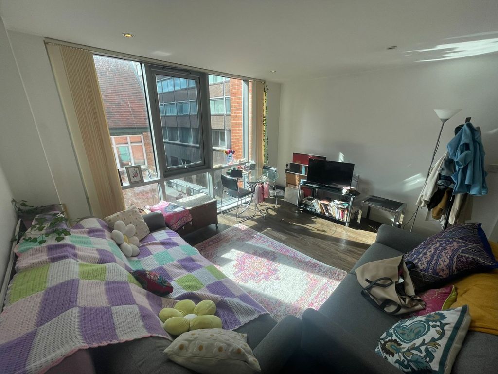 Property photo 2 of 7 Picture No. 05