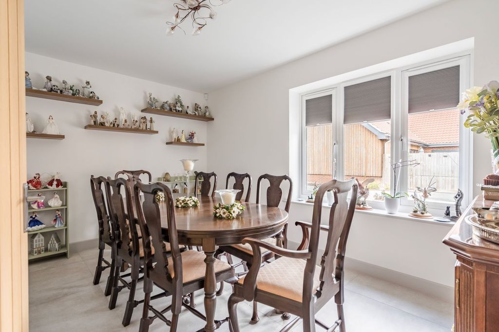 Additional image 9 of 4 bed detached house for saleOak Tree Meadow, Dereham NR19