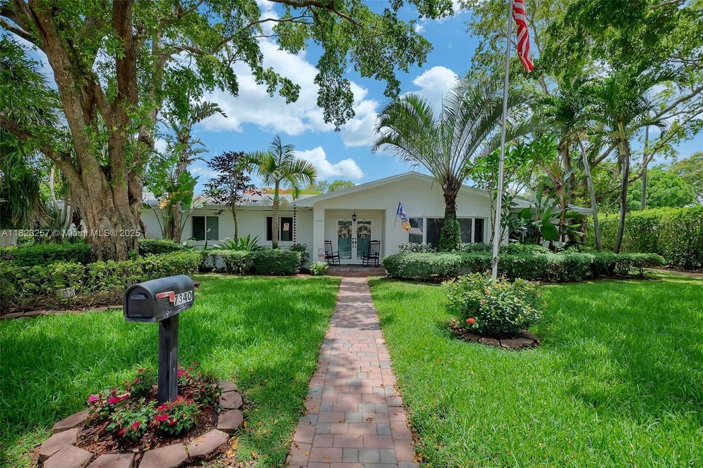 Property photo 1 of 30