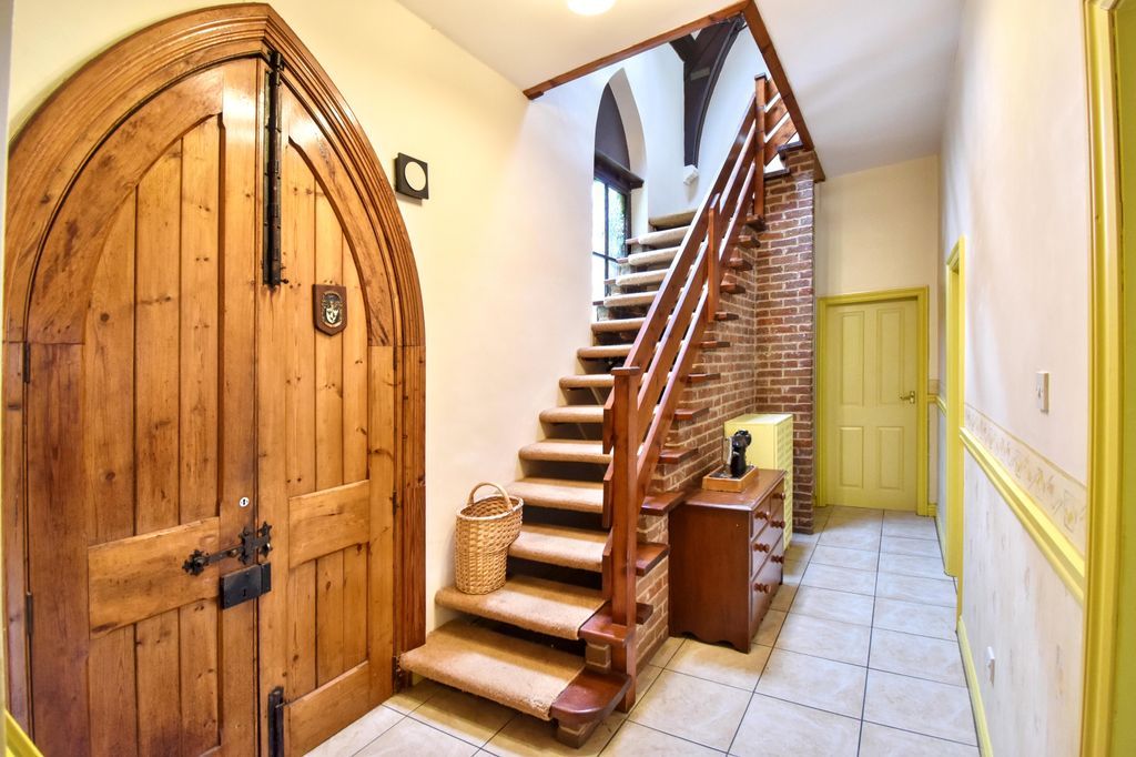 Property photo 2 of 29 Dsc_0016