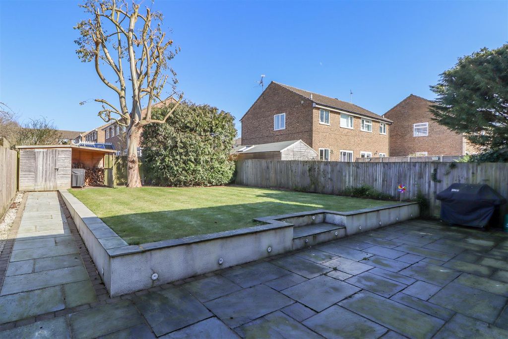 Property photo 1 of 26