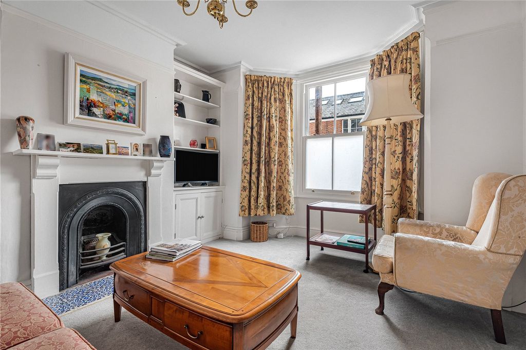 Property photo 2 of 14 Picture No. 19