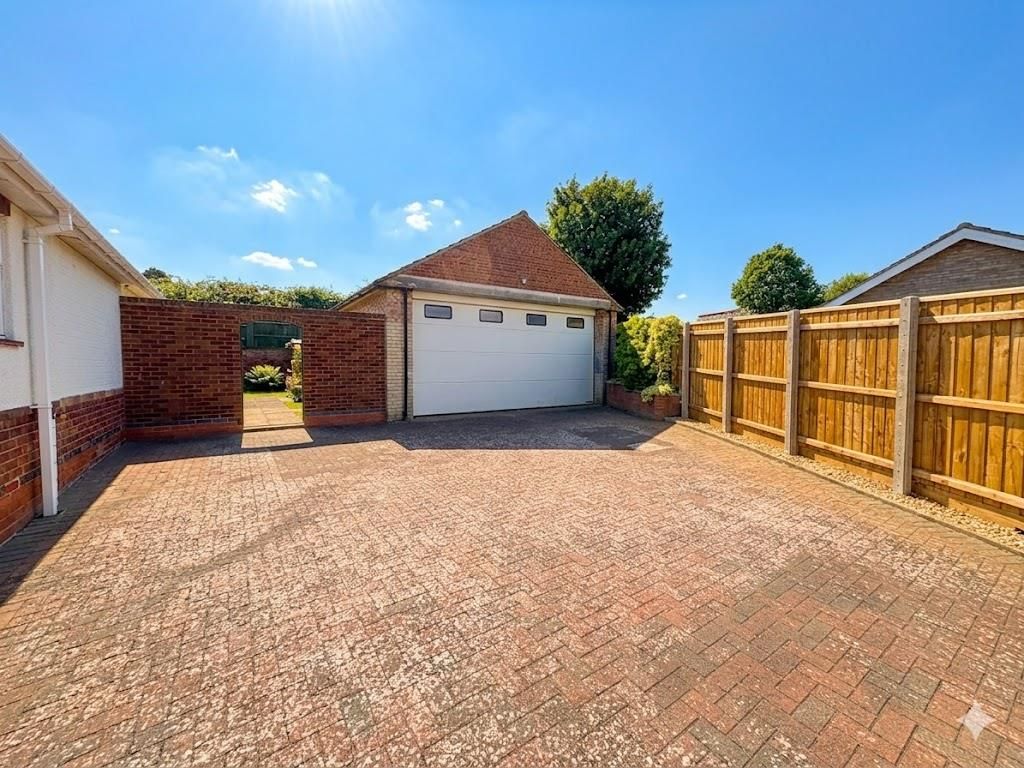 Additional image 16 of 2 bed detached bungalow for saleWelton Road, Daventry NN11