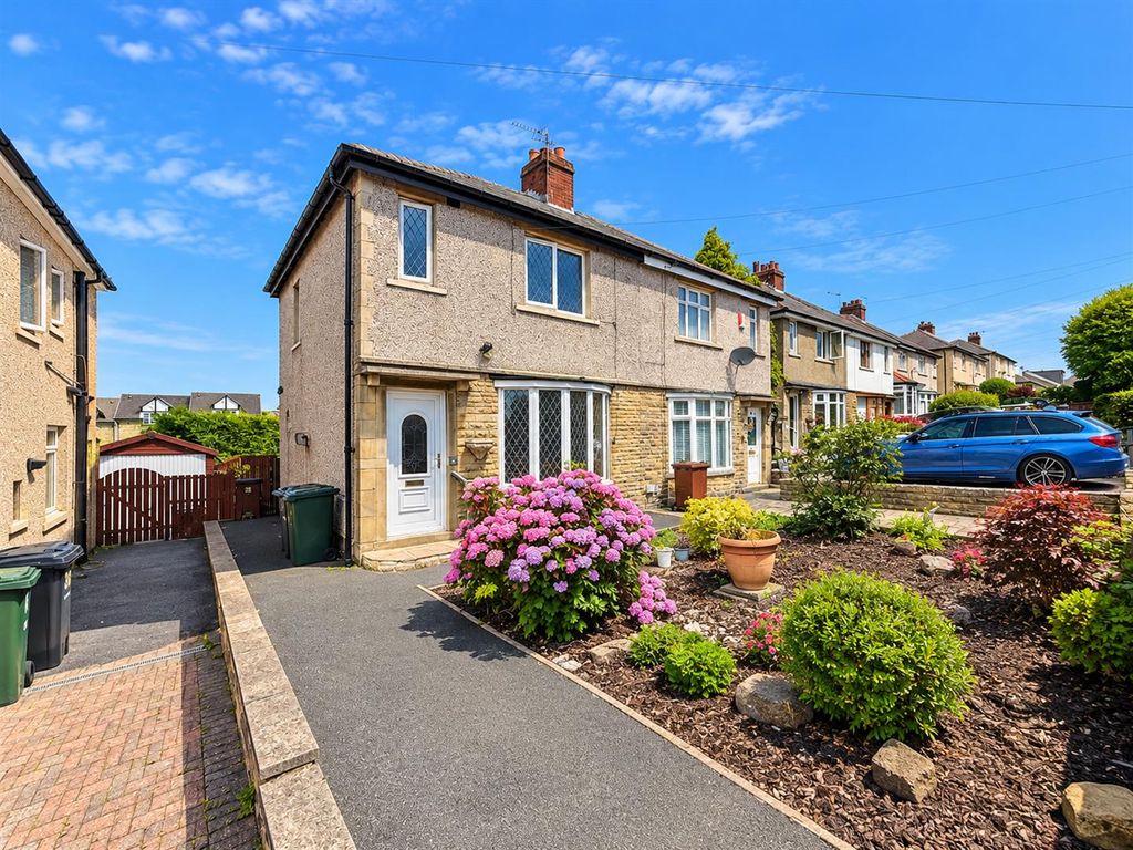 Property photo 1 of 31