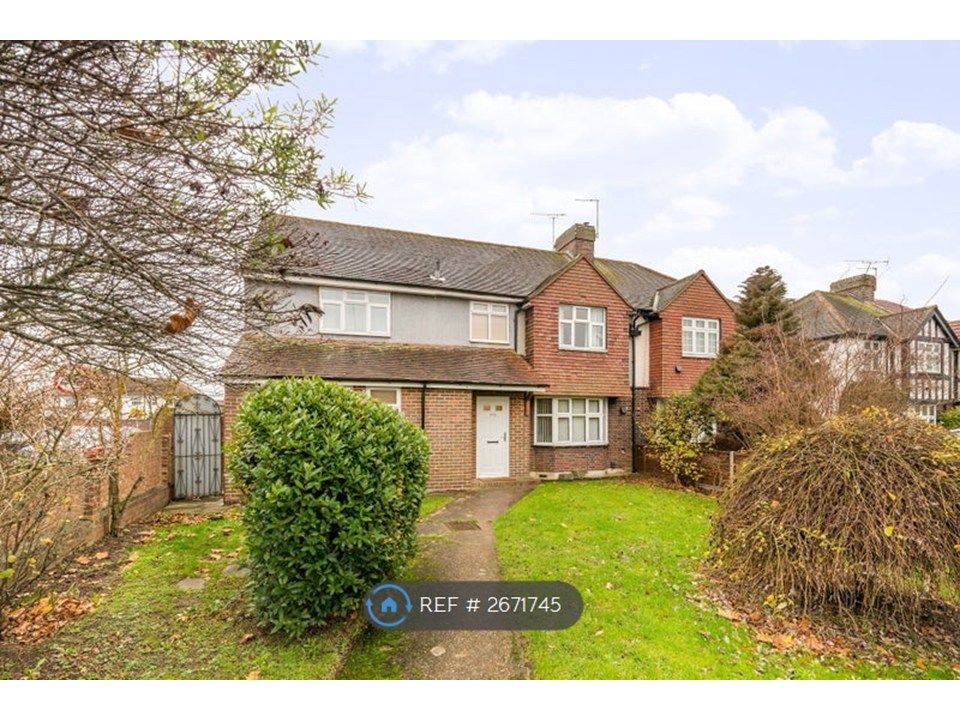 Property photo 1 of 8 House