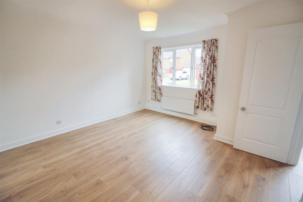 Property photo 3 of 12 Img_2967.Jpg