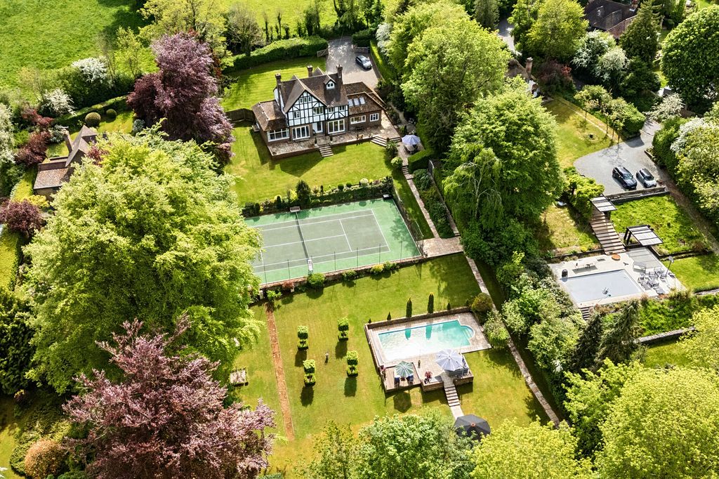 Property photo 1 of 19