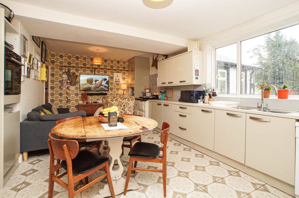 Property photo 3 of 48 Dining Kitchen/Lounge