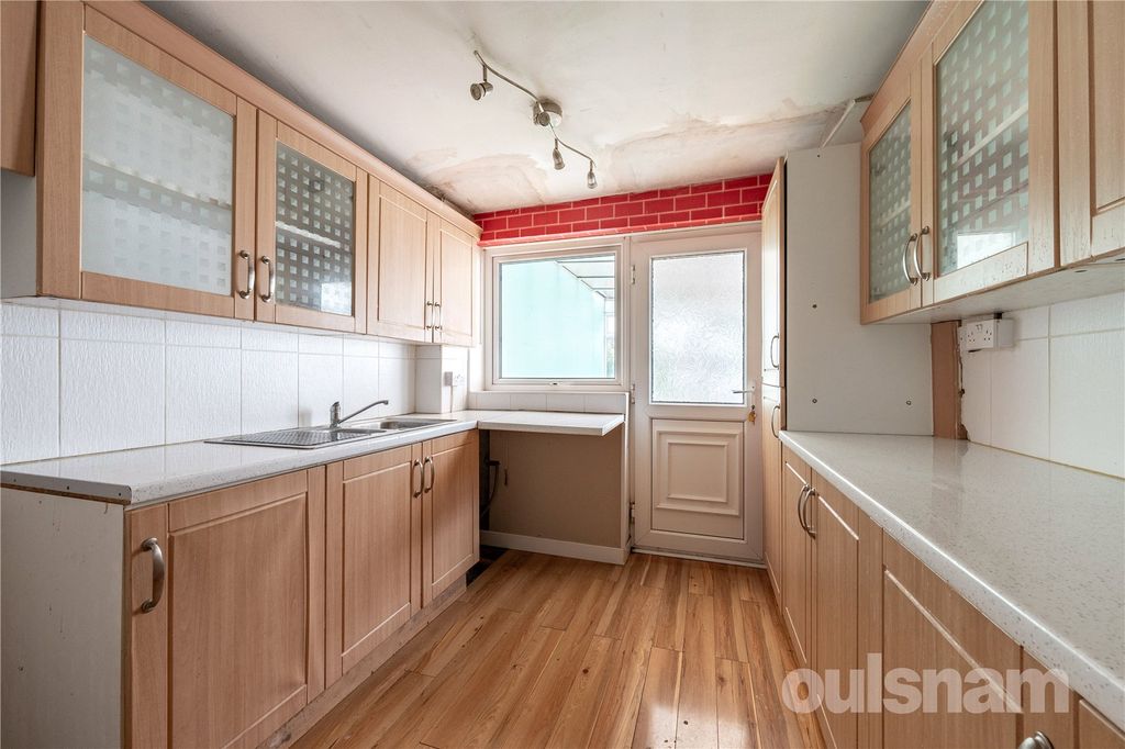 Property photo 3 of 12 Picture No. 04