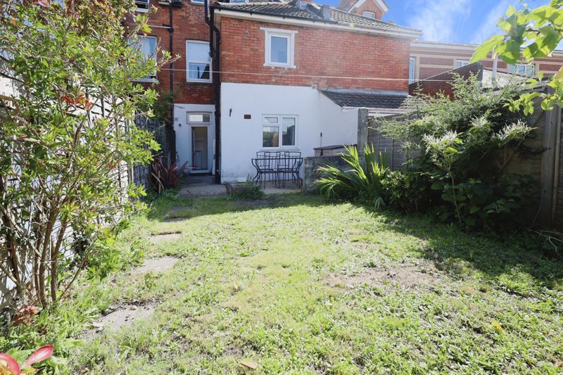 Property photo 1 of 9 Photo 13