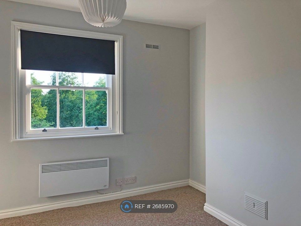 Property photo 1 of 11 Bedroom