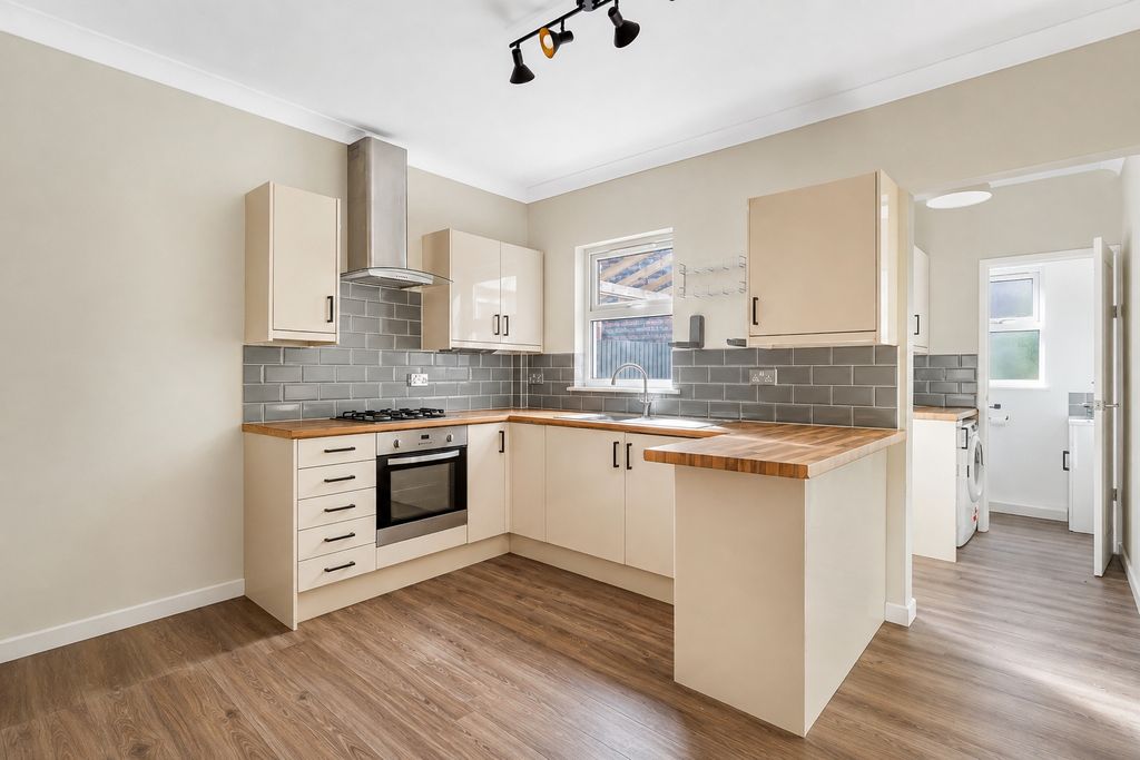 Property photo 1 of 16 Kitchen