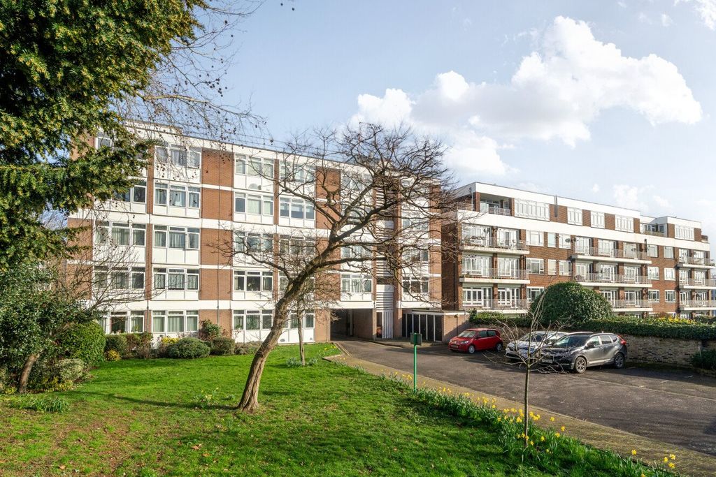 Property photo 2 of 10 Picture No. 23