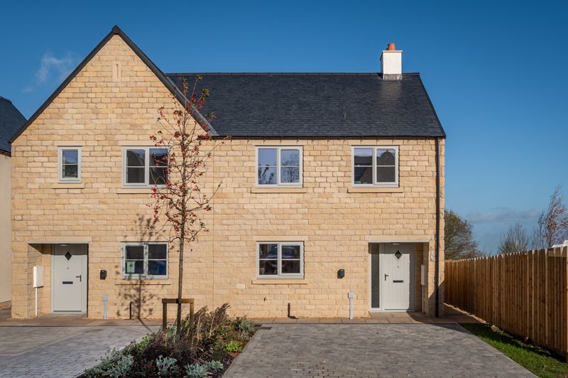 Property photo 1 of 6 Photo 8