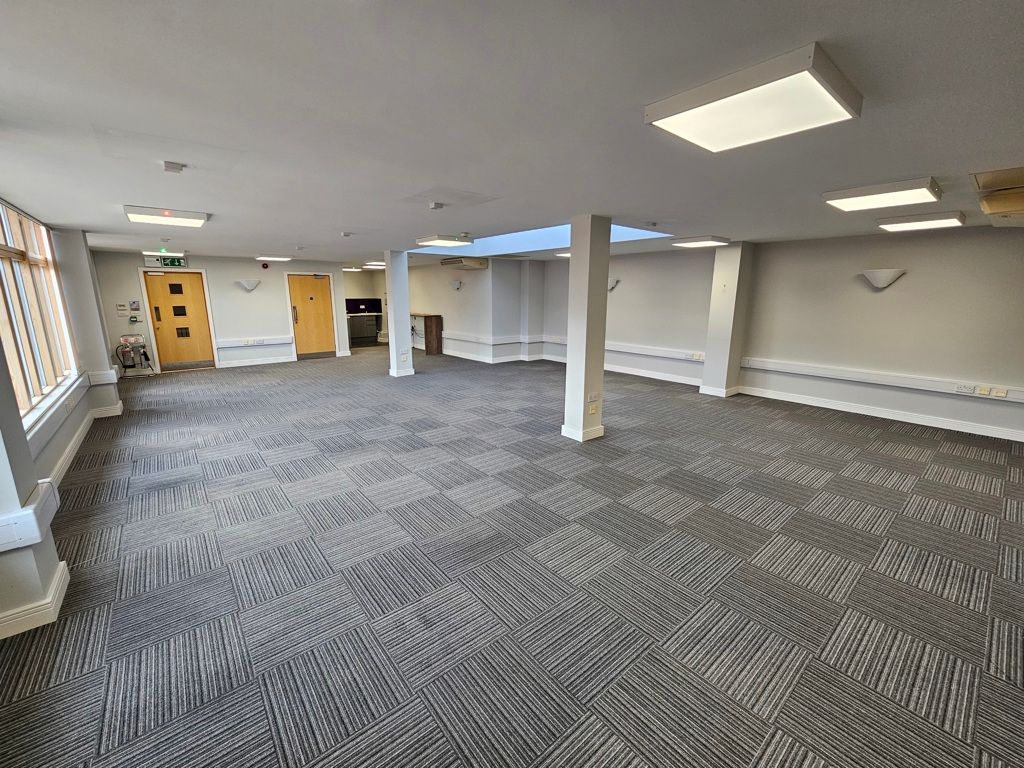 Property photo 1 of 8 Photo 1