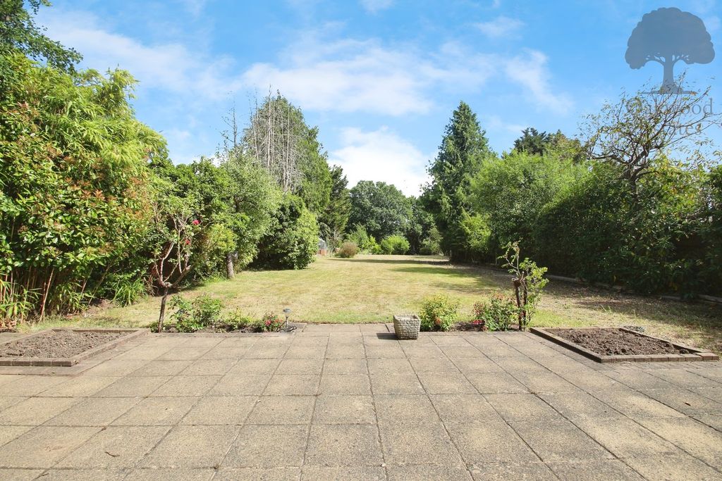Property photo 3 of 45