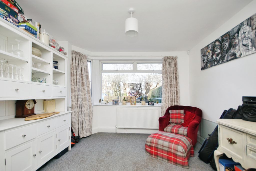 Property photo 3 of 20 Photography