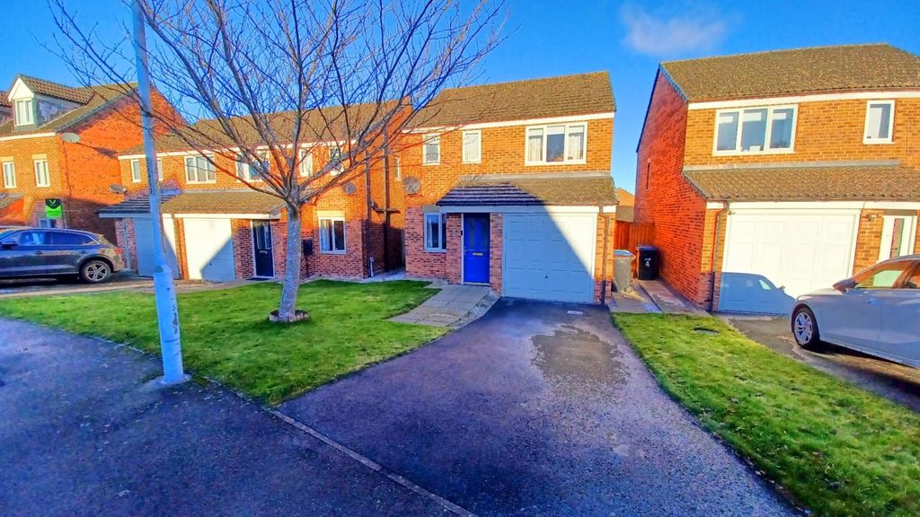 Property photo 1 of 21 Shadow_Removed