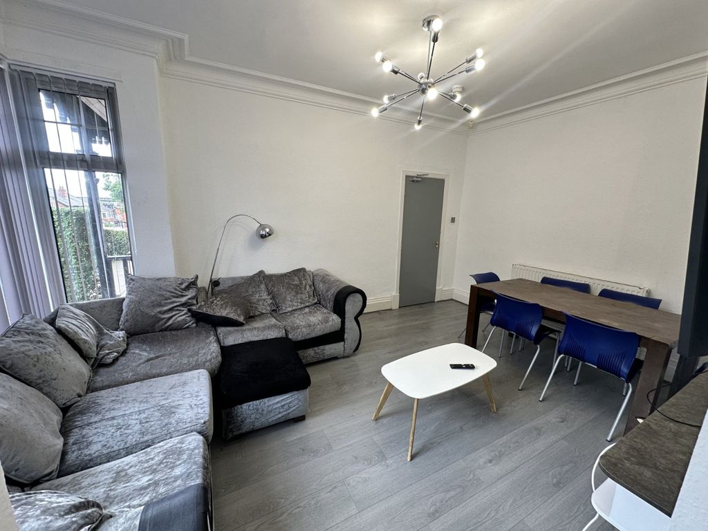 Property photo 2 of 16 Picture No. 03