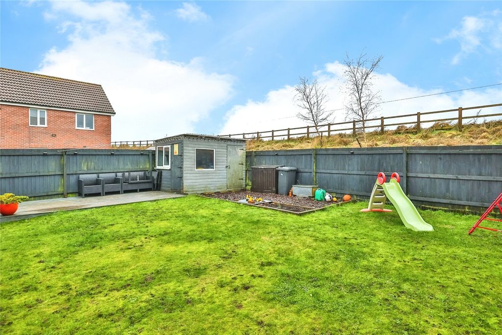 Property photo 2 of 22 Picture No. 48