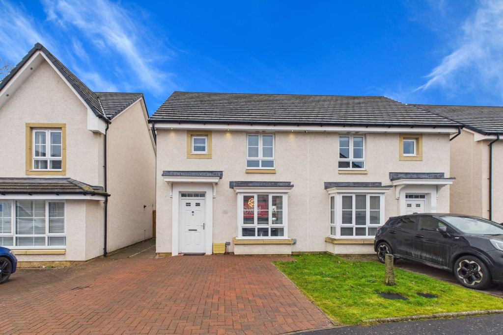 Property photo 1 of 26