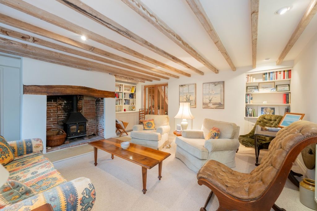 Property photo 2 of 29