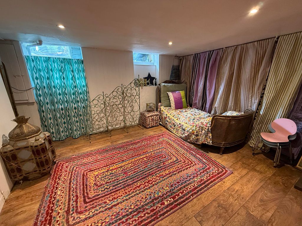 Additional image 10 of 3 bed semi-detached house for saleBeach Street, Deal CT14