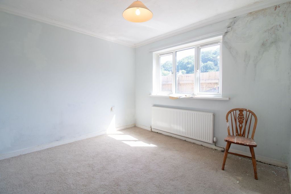 Additional image 13 of 3 bed flat for saleDanygraig Road, Risca NP11
