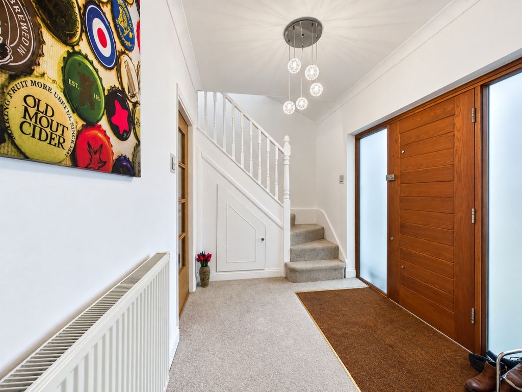 Property photo 2 of 22 4822697