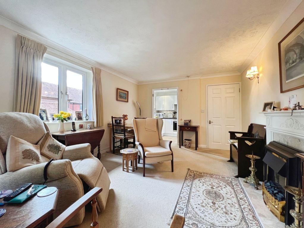 Property photo 2 of 7