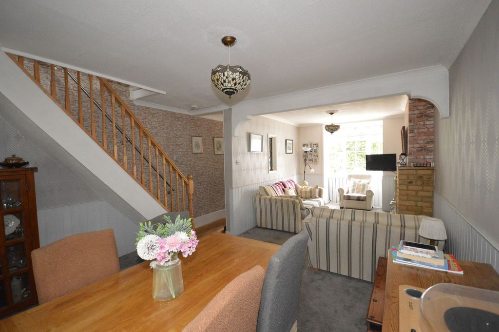 Property photo 2 of 13 Open Lounge - Diner