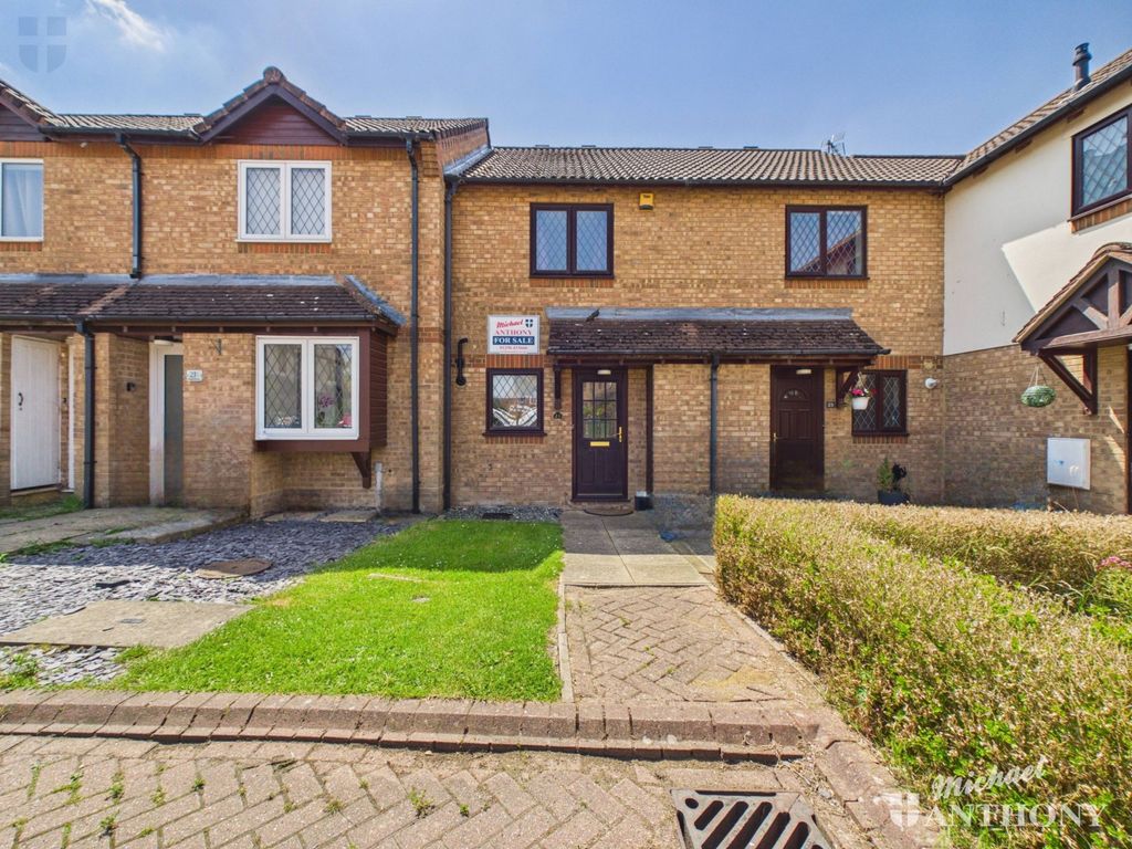 Property photo 1 of 13 Cam03218G0-Pr1077-Still007