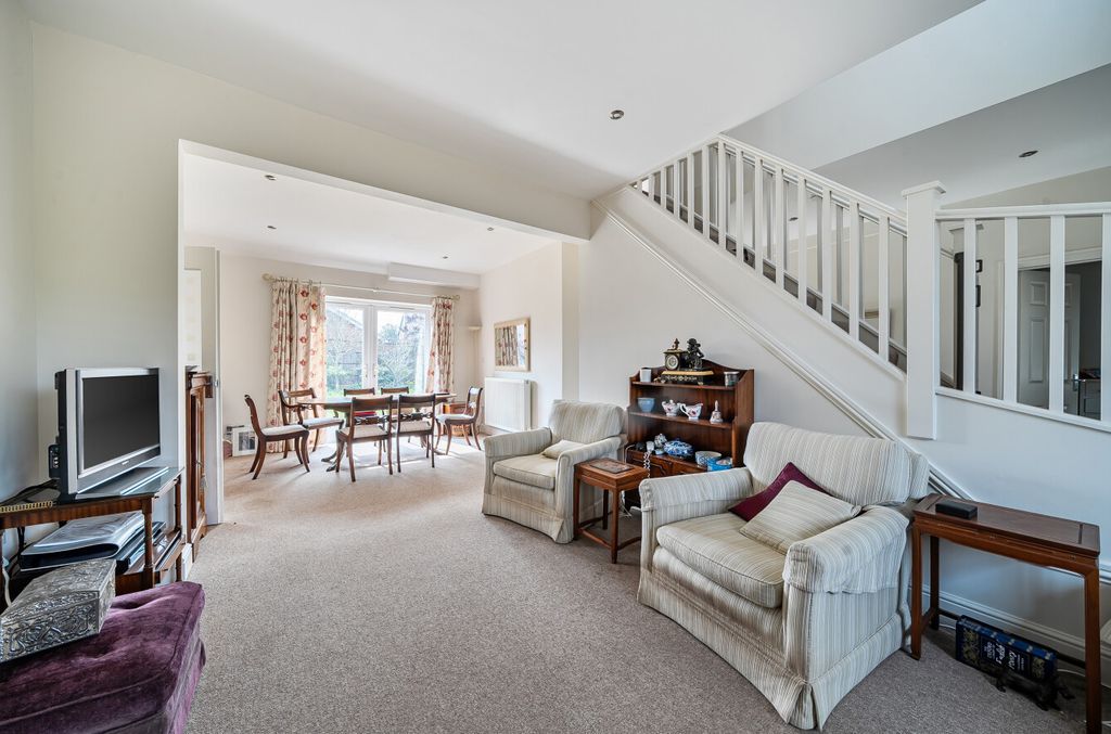 Property photo 2 of 21 1431449-10-69c18A...
