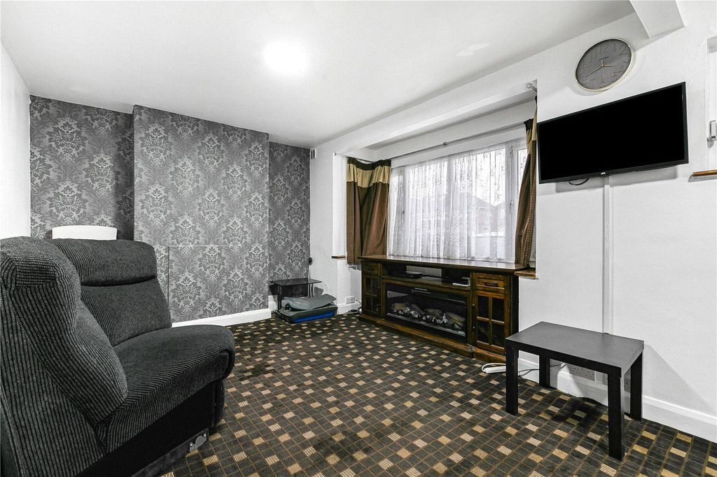 Property photo 3 of 15 Reception Room