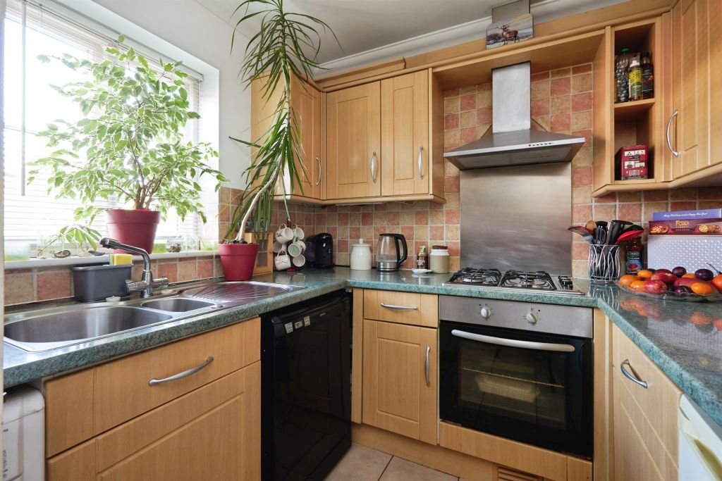 Property photo 3 of 13