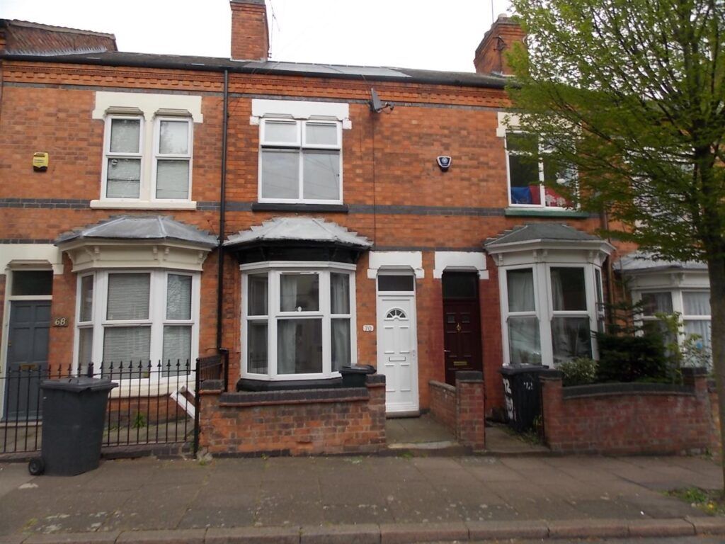 Property photo 1 of 6