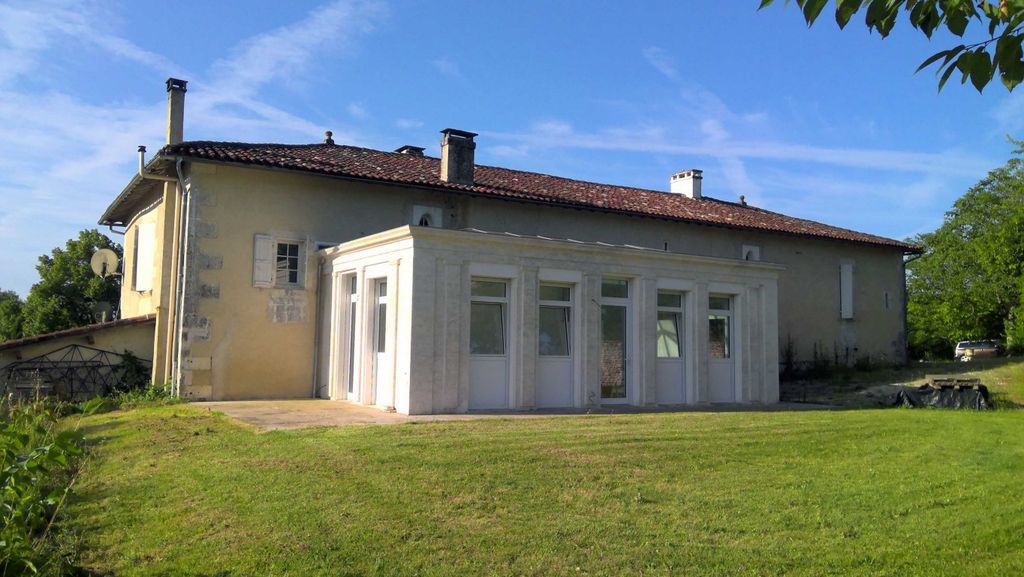 Property photo 3 of 23