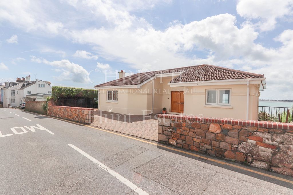 Property photo 2 of 16 Not Specified