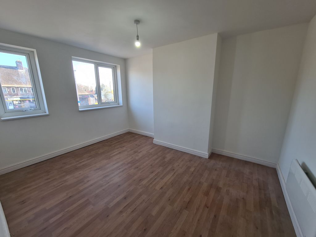 Property photo 2 of 14 Media